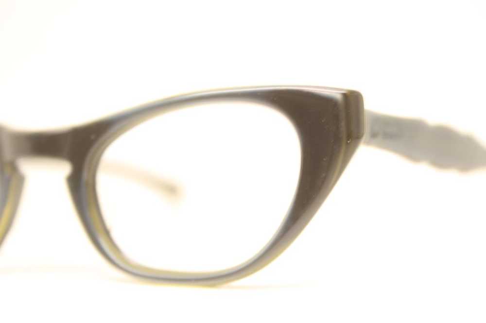 Unused Small Blue Vintage Cat Eye Glasses - image 3