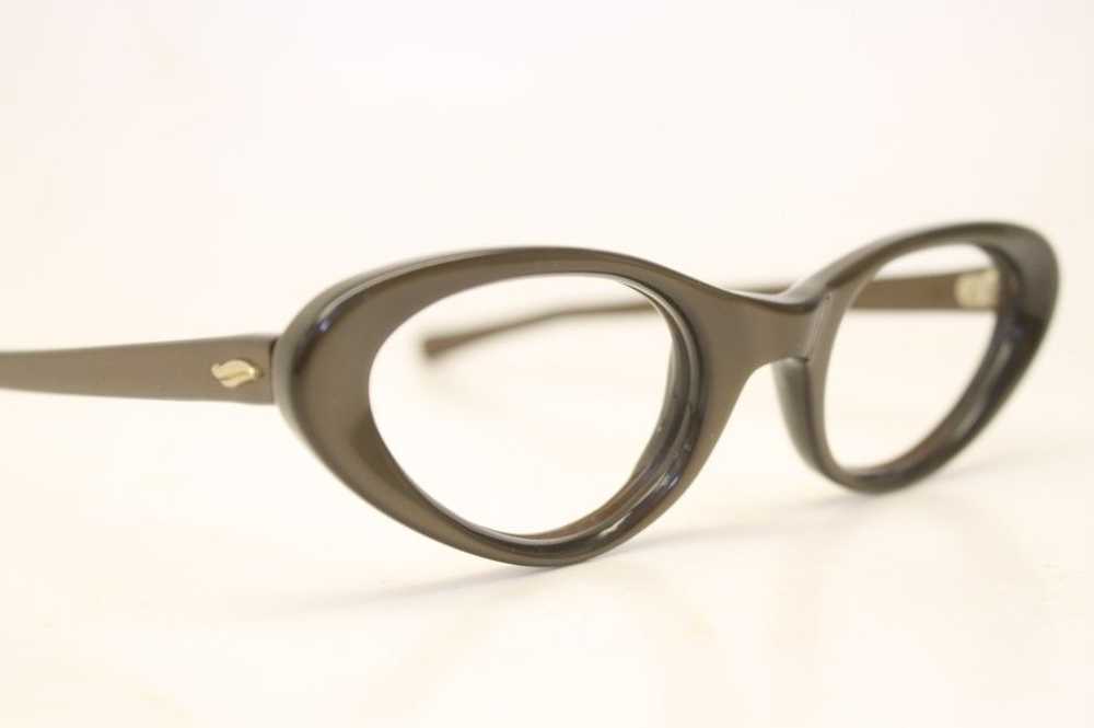 Unused Brown Vintage Cat Eye Glasses New Old Stock - image 3
