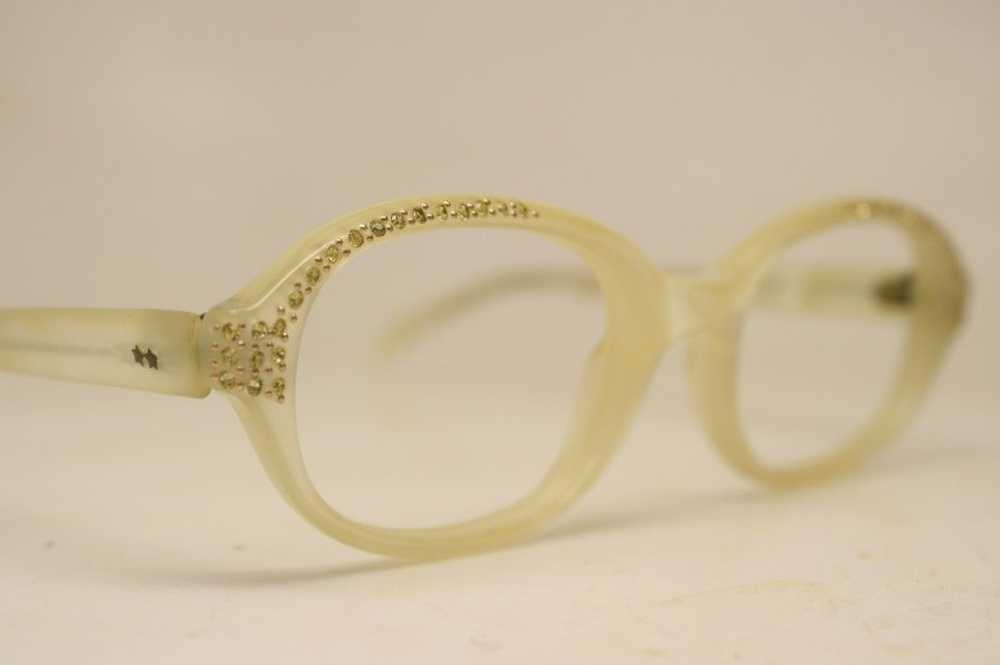 Unused White Rhinestone Cat Eye Glasses New Old S… - image 3