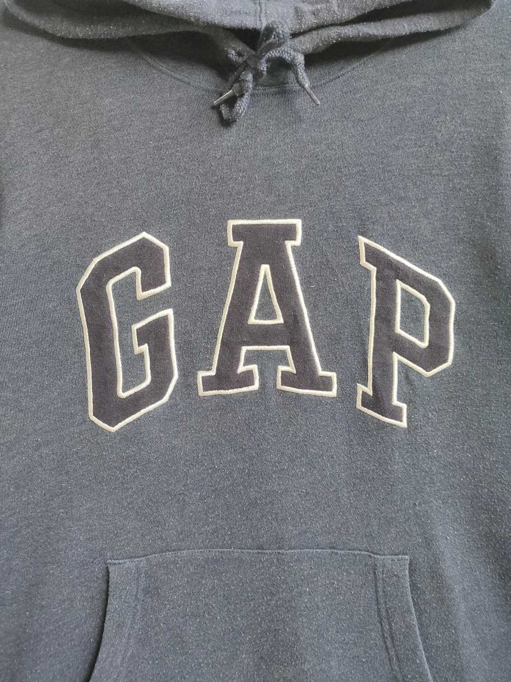 Gap × Streetwear RARE! Vintage GAP Big Logo Embro… - image 3