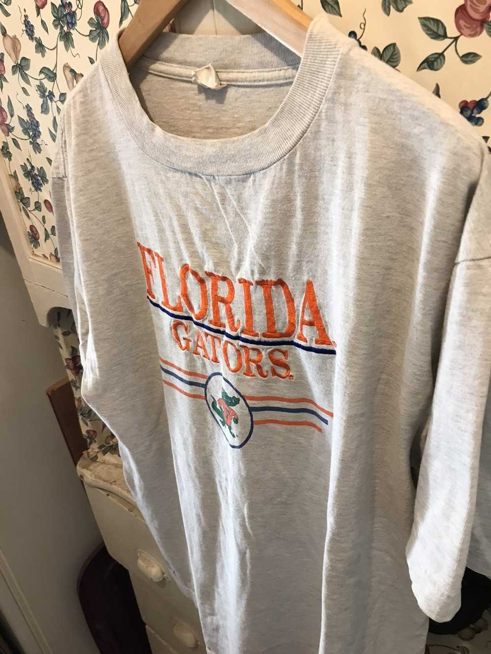 Vintage Vintage 90s Florida Gators T-shirt - image 2