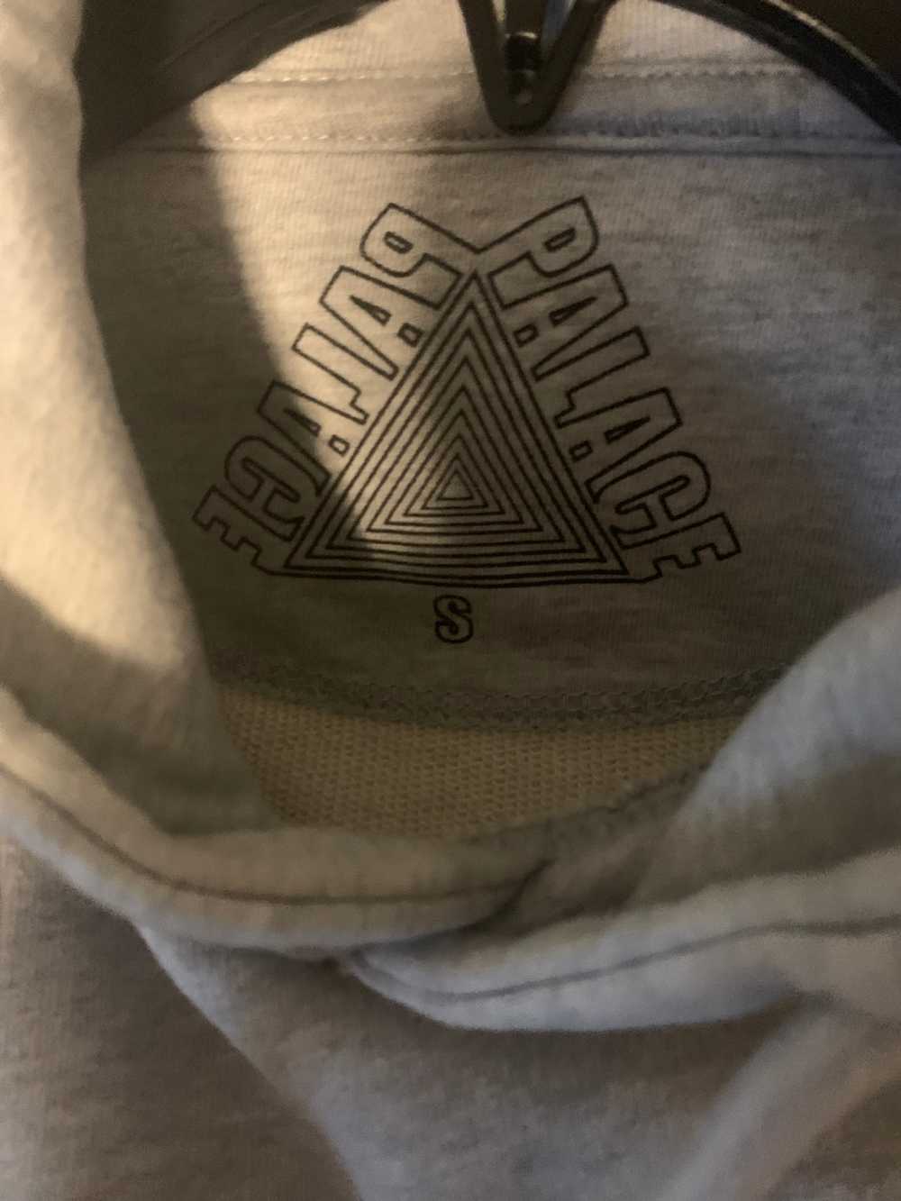 Palace Palace Jobsworth Apple Logo Hoodie Grey Ma… - image 4