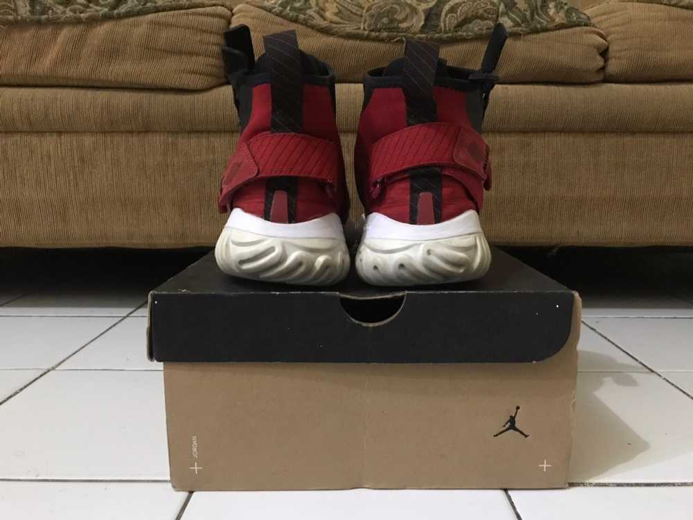 Jordan hot sale proto 32.9