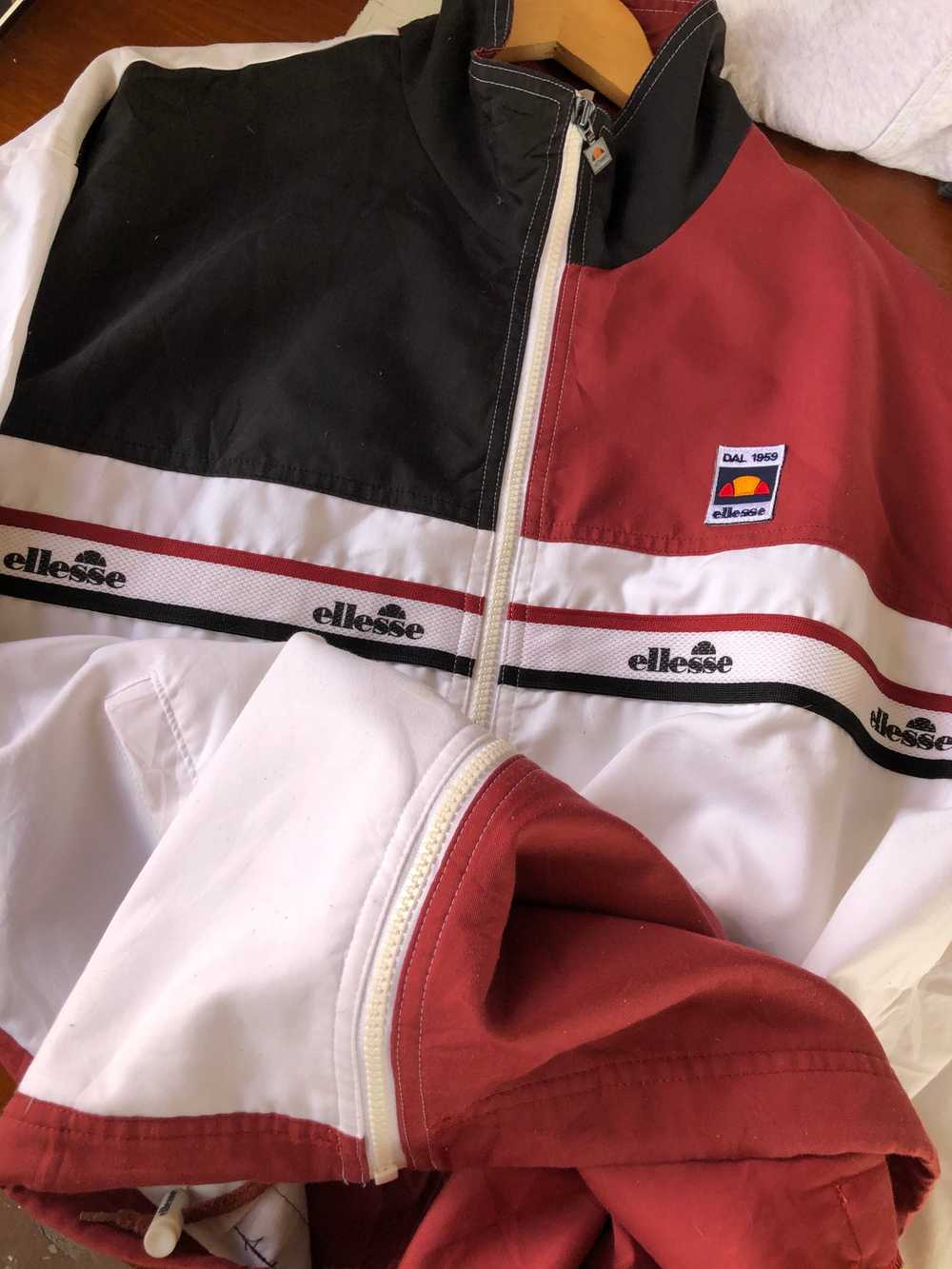 Ellesse red clearance windbreaker