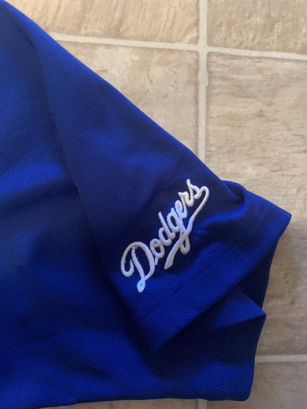 Tommy Bahama Los Angeles Dodgers 2010 Embroidered Shirt XLX