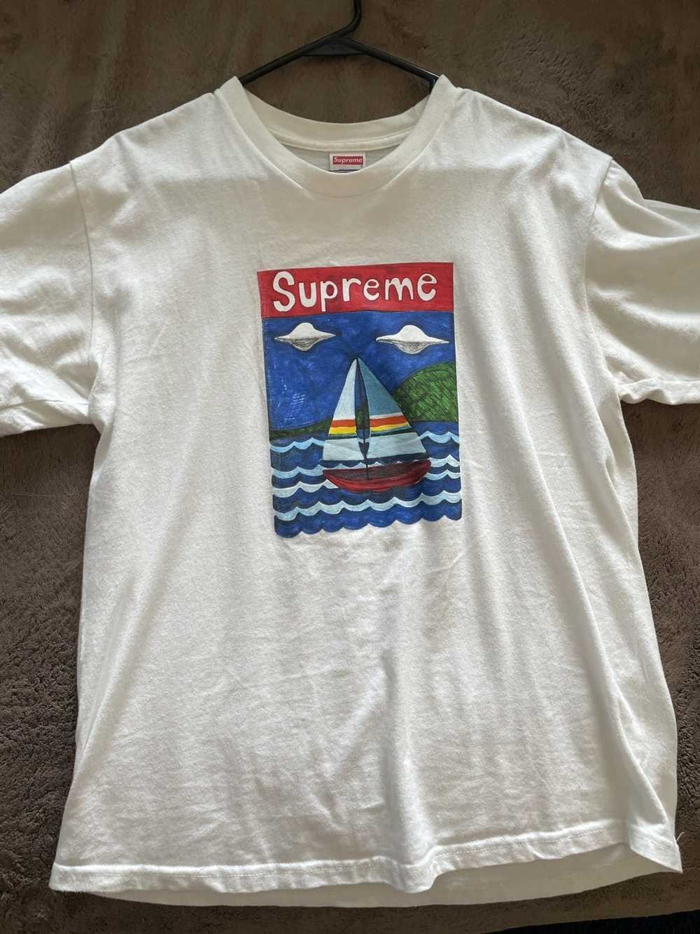 Supreme Supreme sailboat tee/ worn 2x almost brand new - Gem
