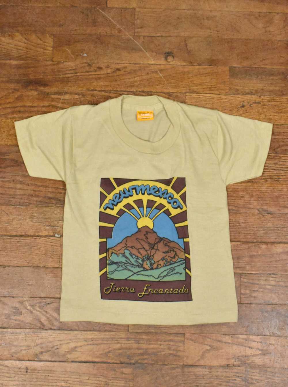 70's/80's Kids Tan New Mexico Tierra Encantada T-… - image 1