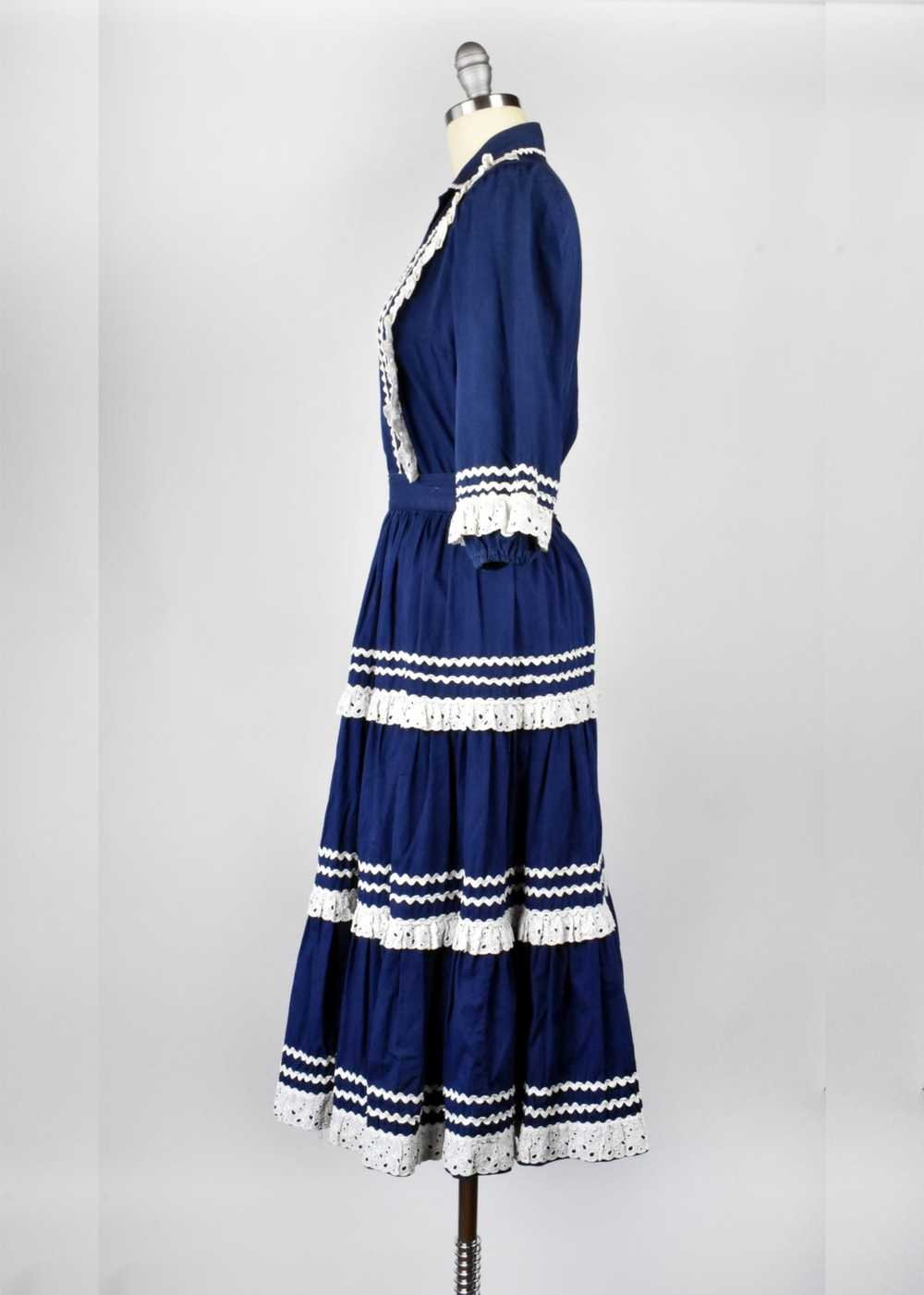 1950's Navy Blue and White Fiesta Dress - image 5