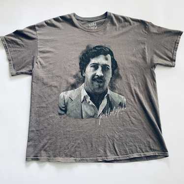 Streetwear × Vintage Pablo Escobar Tee - image 1