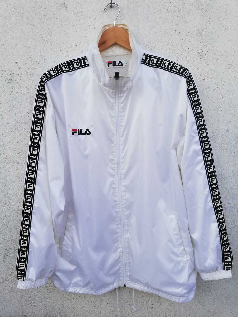 Fila × Vintage Rare 🔥Fila side tape windbreaker - image 1