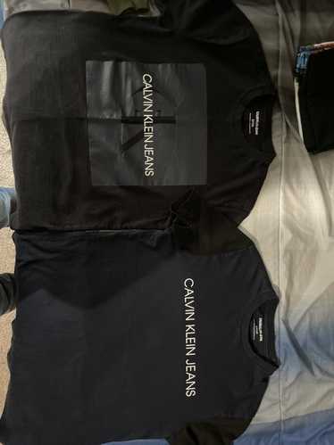 Calvin Klein 2 Calvin Klein shirts