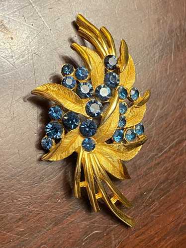 Vintage trifari sapphire blue - Gem