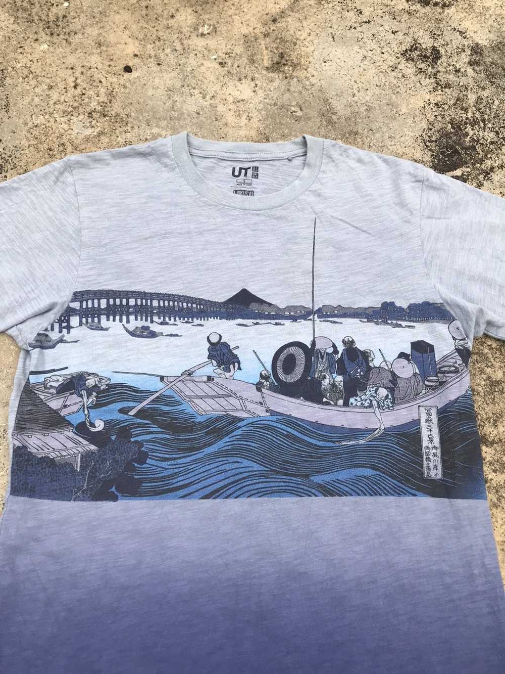 Uniqlo Uniqlo Hokusai Blue x Japanese Brand - Gem