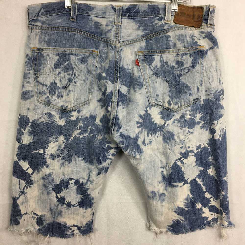 Levi's Levis 501 Acid Wash Cut Off Shorts Sz 40 D… - image 3