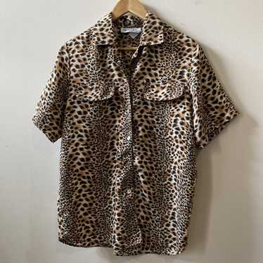 Vintage TRUFFLES size L leopard print button down… - image 1