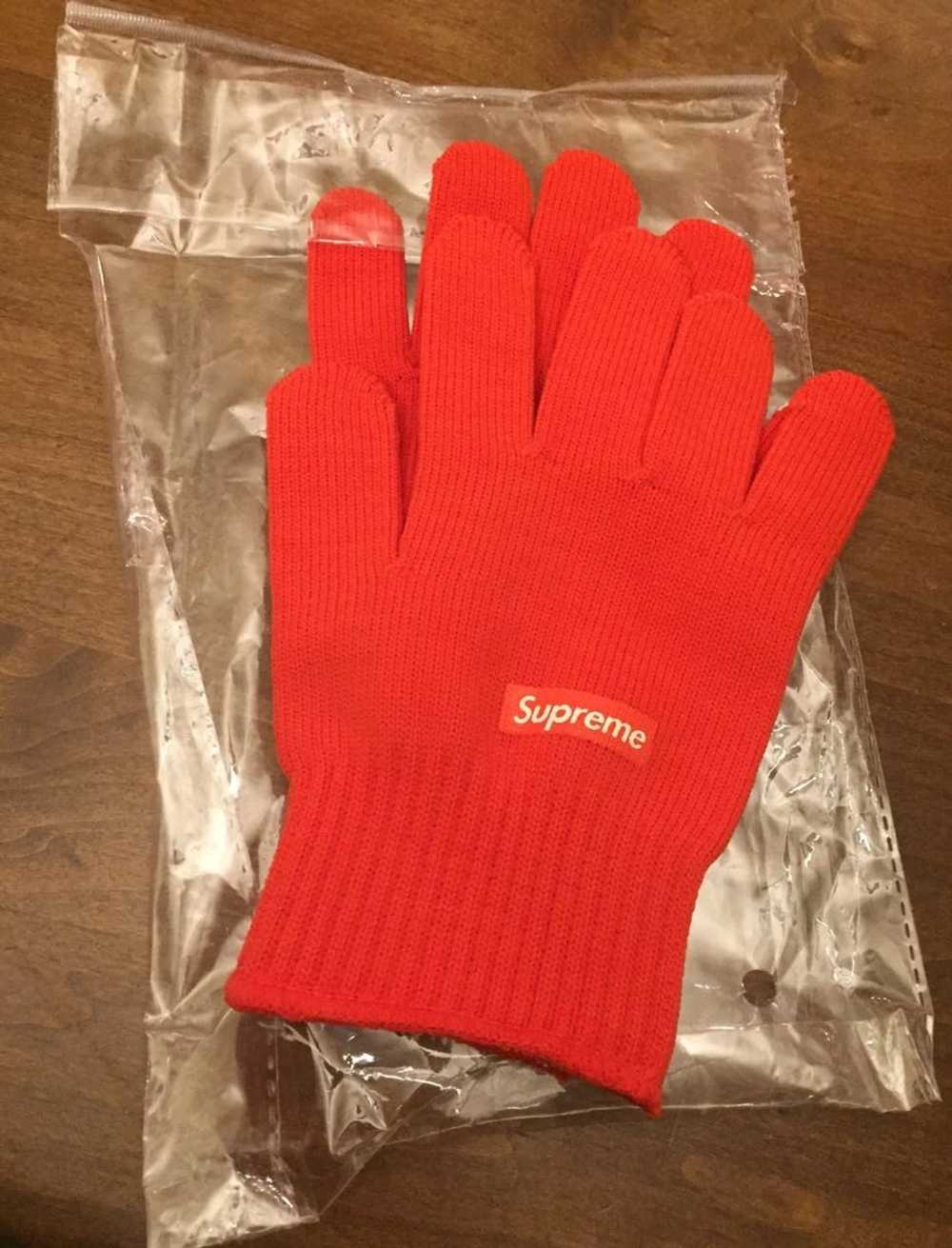 Supreme Supreme 2008 japan only red knit gloves b… - image 3