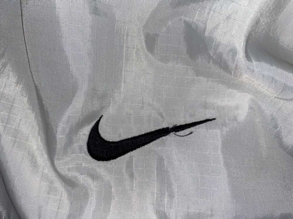 Nike Nike Vintage Windbreaker Jacket - image 2