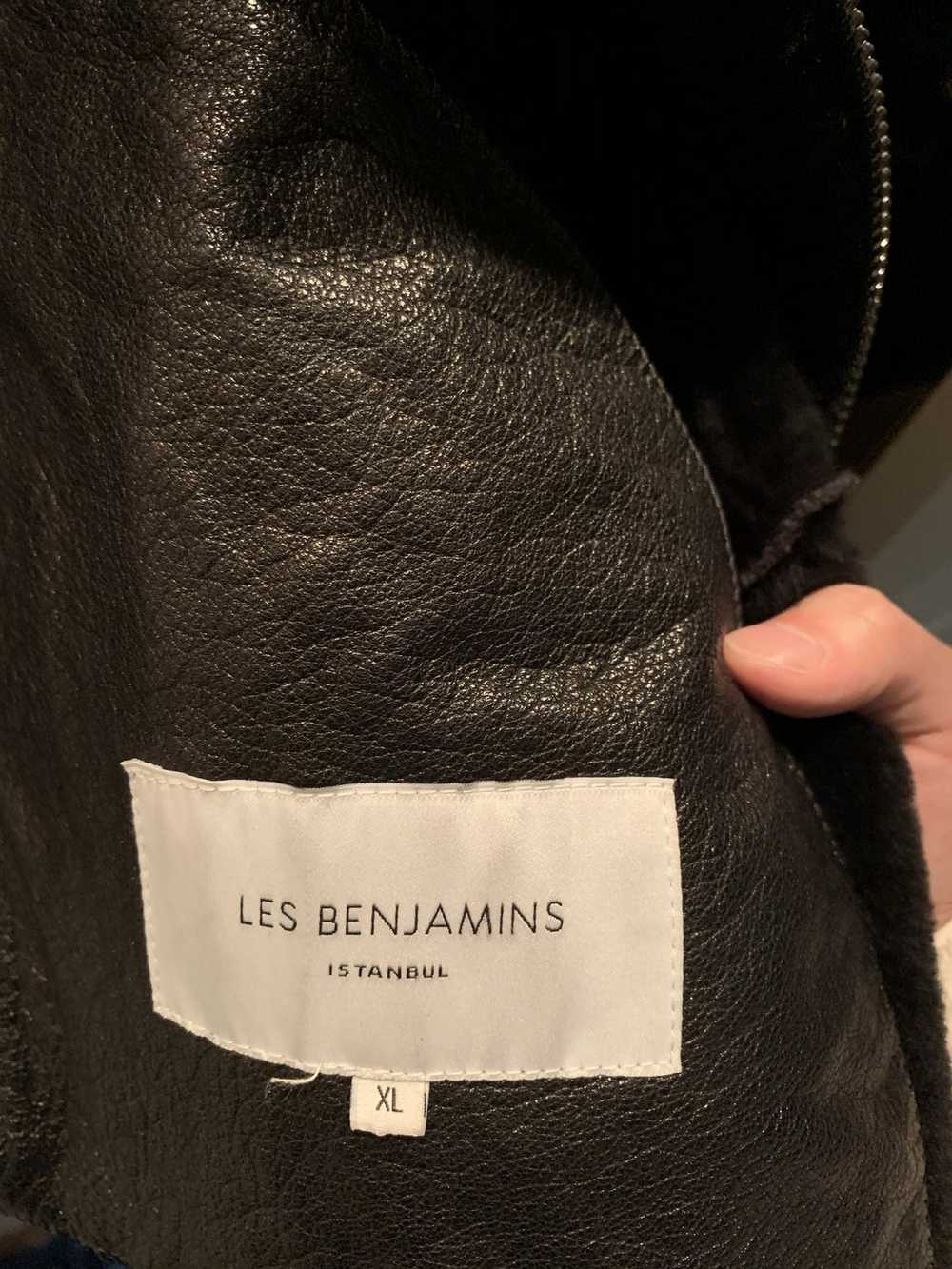 Les Benjamins Leather and Fur Jacket - image 4