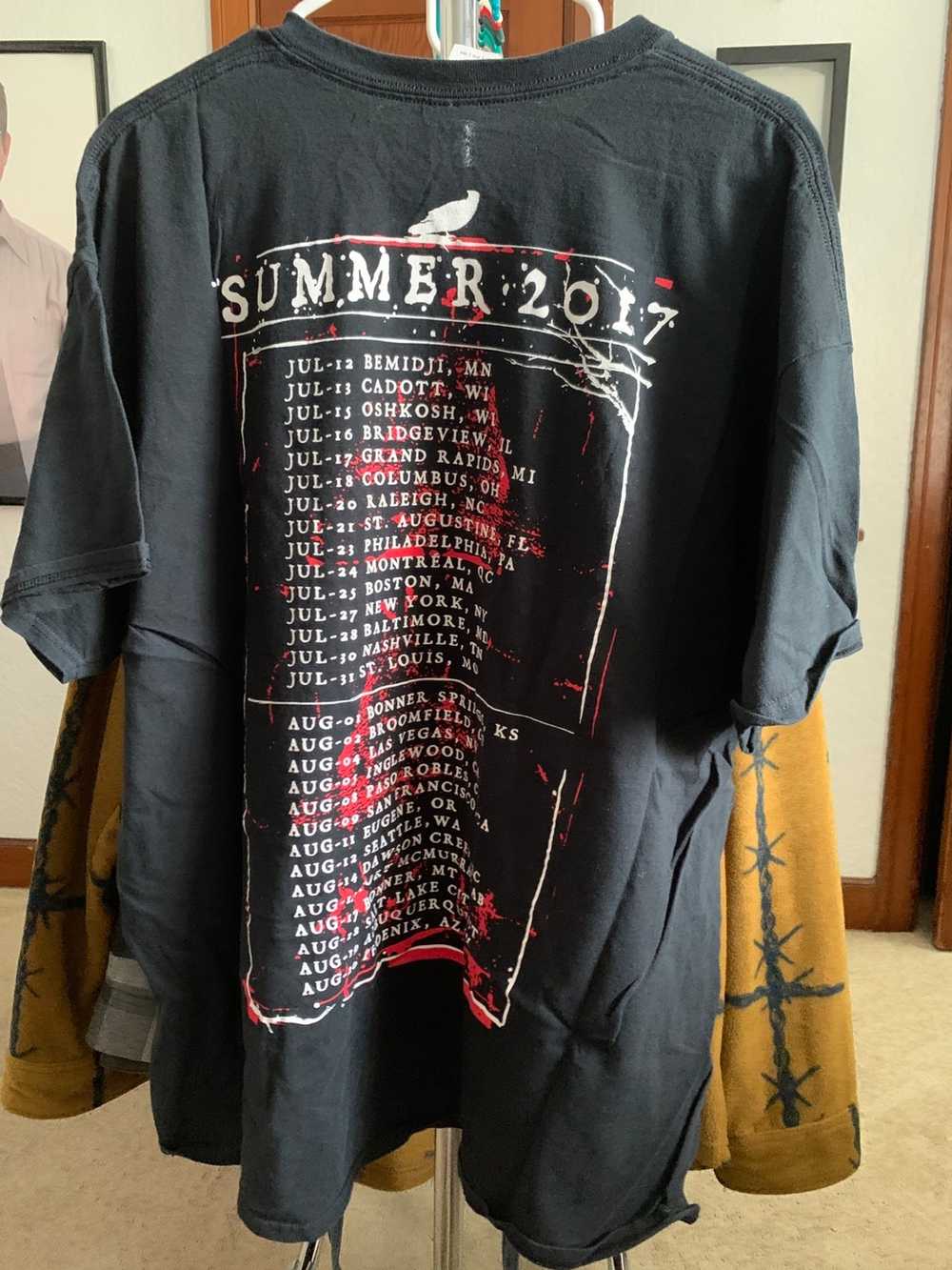 Vintage Lamb of God 2017 tour shirt - image 3