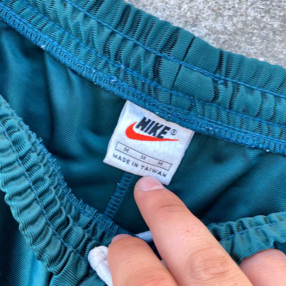Nike × Streetwear × Vintage VINTAGE 90s WHITE TAG… - image 2