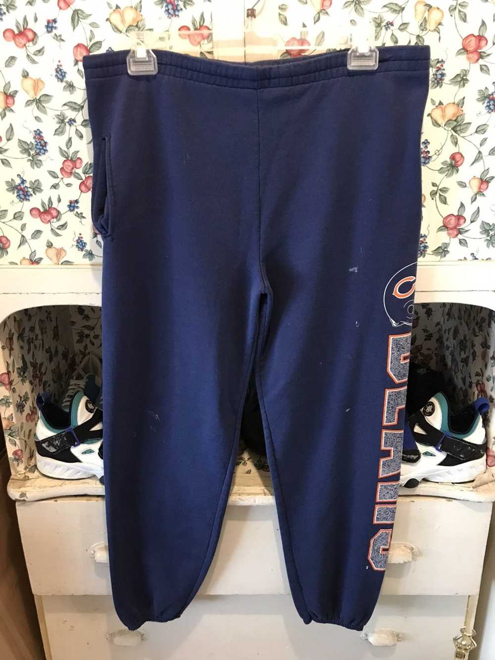 Vintage Vintage 90s Chicago Bears Sweat Pants - image 1