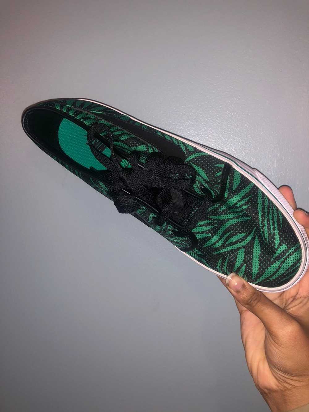 Nike Toki Low TXT Print Lucid Green - image 6