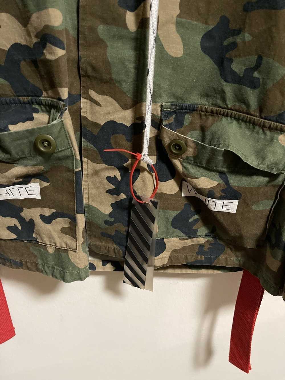 Off-White Off white camo badges industrial field … - image 4