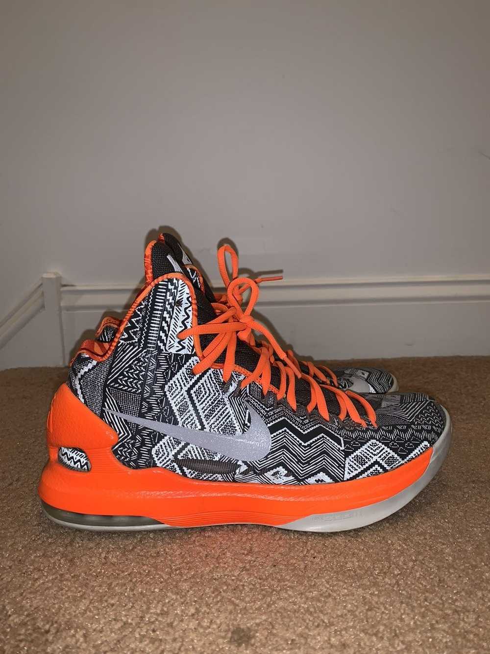 Nike KD 5 BHM size 9.5 - image 2