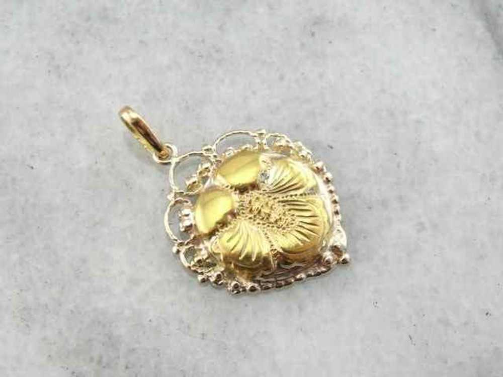 Fine Gold Antique Flower Pendant with Filigree - image 2