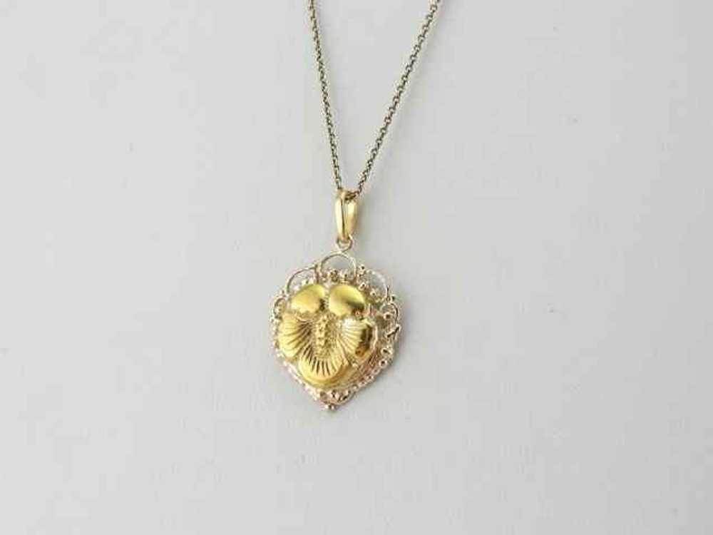 Fine Gold Antique Flower Pendant with Filigree - image 4