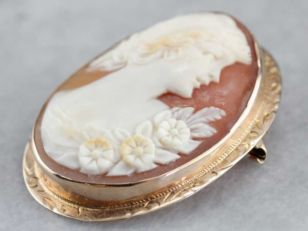 Antique Cameo Gold Brooch - image 3