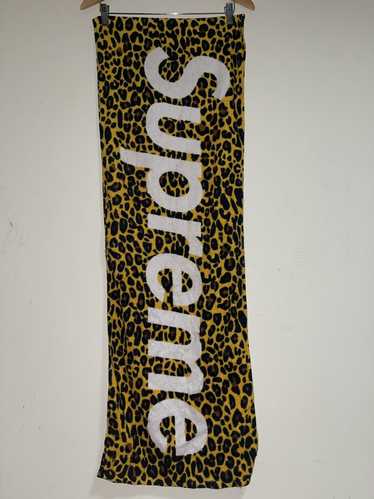 Supreme Supreme cheetah print towel