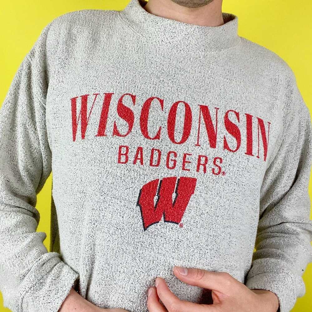 Vintage 90s/00s Wisconsin Badgers Sweatshirt - image 1