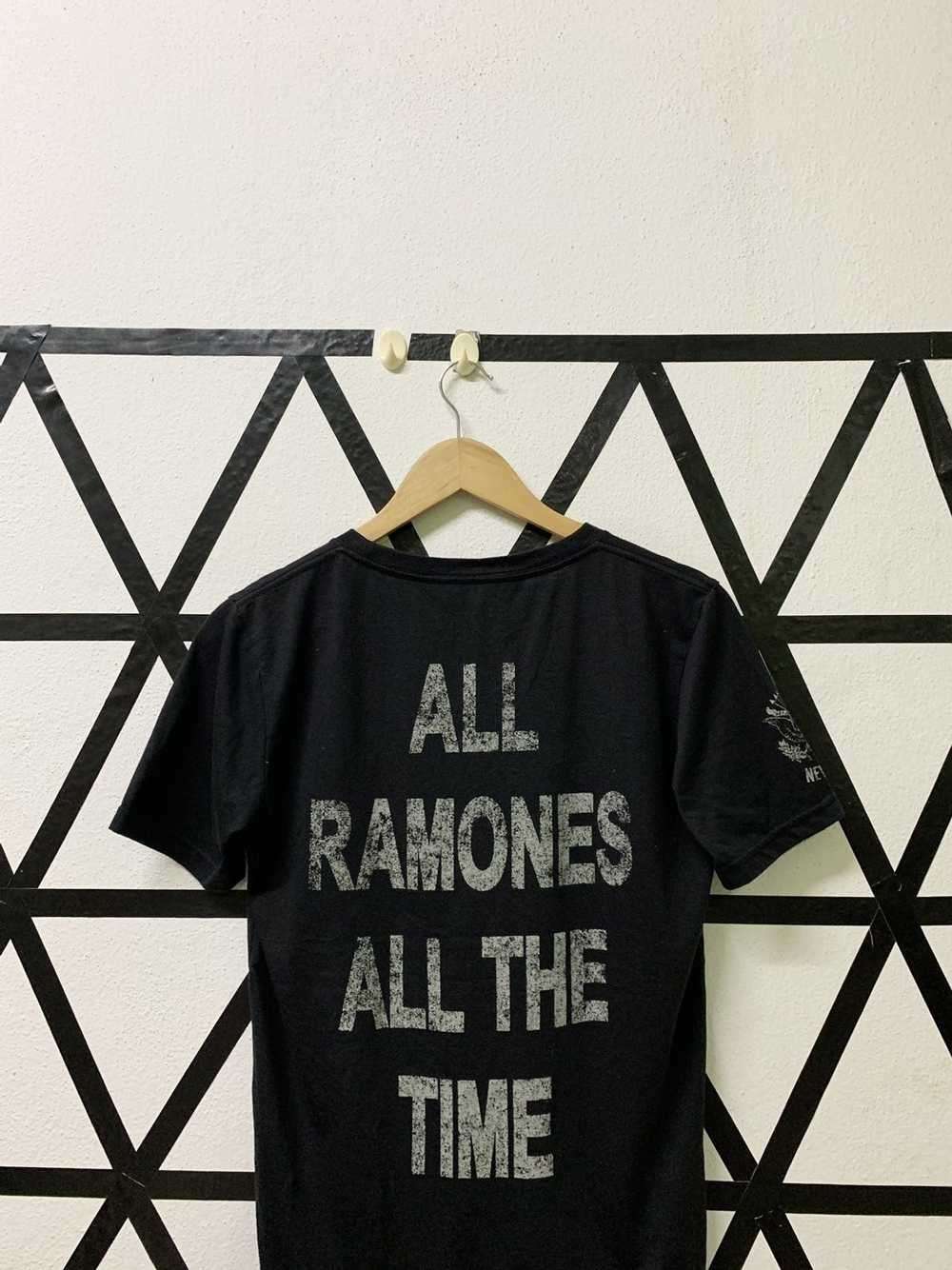 Band Tees × Rare Ramones Band Punk With Backhit R… - image 7