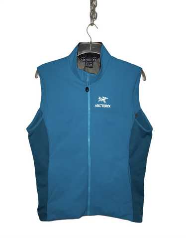 Arc'Teryx Arc’teryx Wmns lightweight vest - image 1