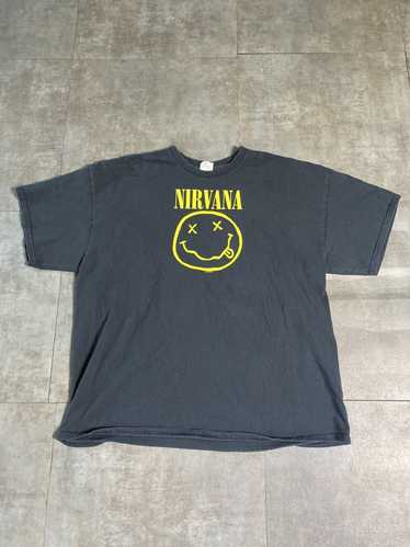 Nirvana × Vintage intage 2003 Nirvana Tee.