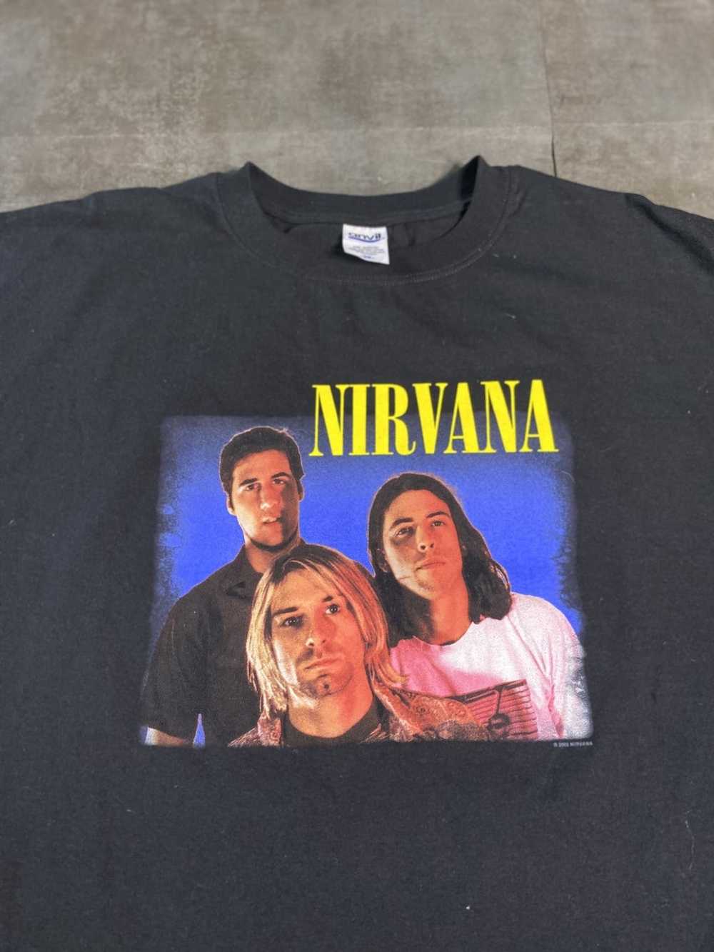 Nirvana × Vintage Vintage early 2000’s Nirvana te… - image 2