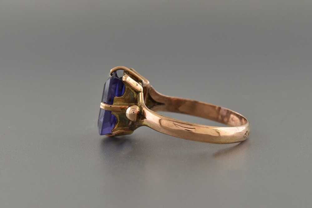 Modest Vintage Ring - image 3