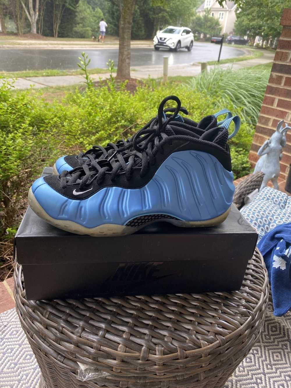 Nike Air Foamposite One University Blue 2016 - image 1