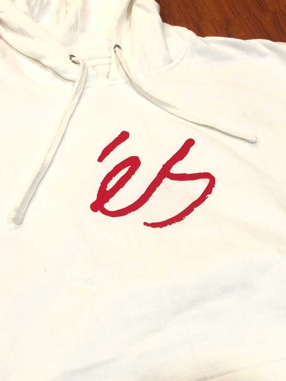 Es ES SKATEBOARDING SCRIPT WHITE HOODIE XL - image 3