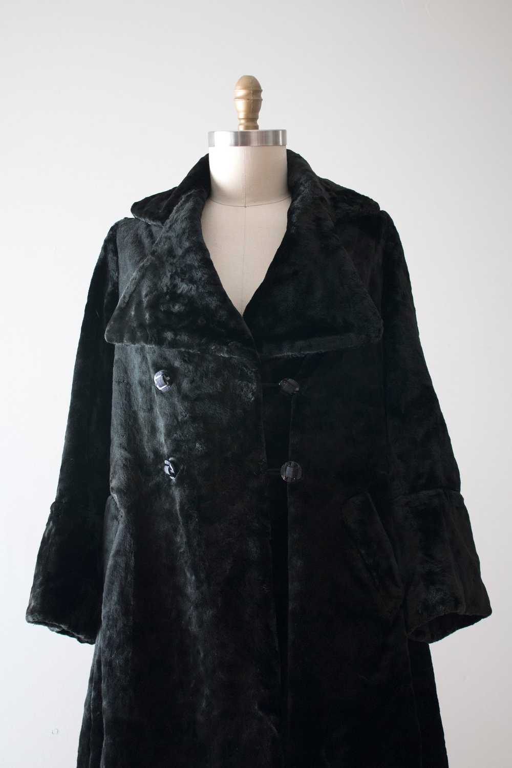 MARKED DOWN vintage 1920s faux fur coat - image 2