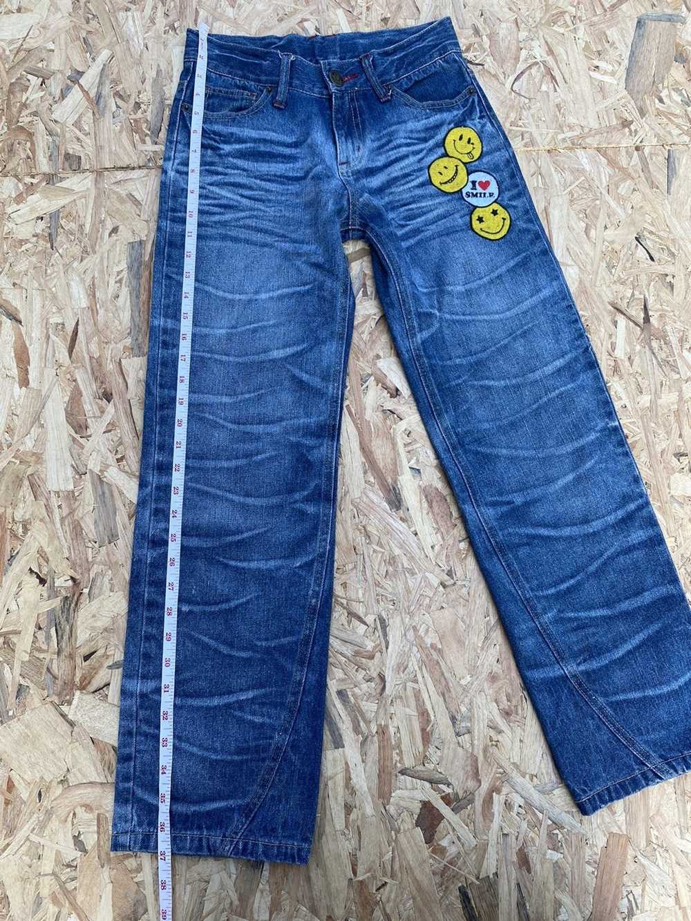 Japanese Brand Smiley Face Jeans - image 8