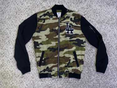 Fiancè's Dodgers jean jacket is complete ⚾️ #dodgersjacket #customjean