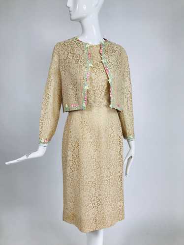 1960s Beige Lace Sleeveless Sheath Dress & Flower… - image 1