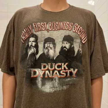 Vintage Vintage Duck Dynasty Graphics Brown Tee S… - image 1