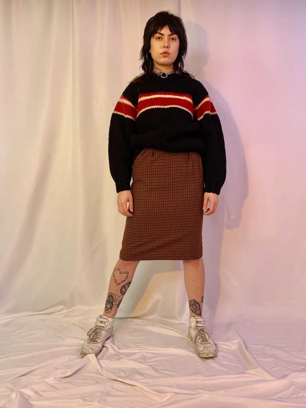 Plaid pleated + belted skirt - image 2