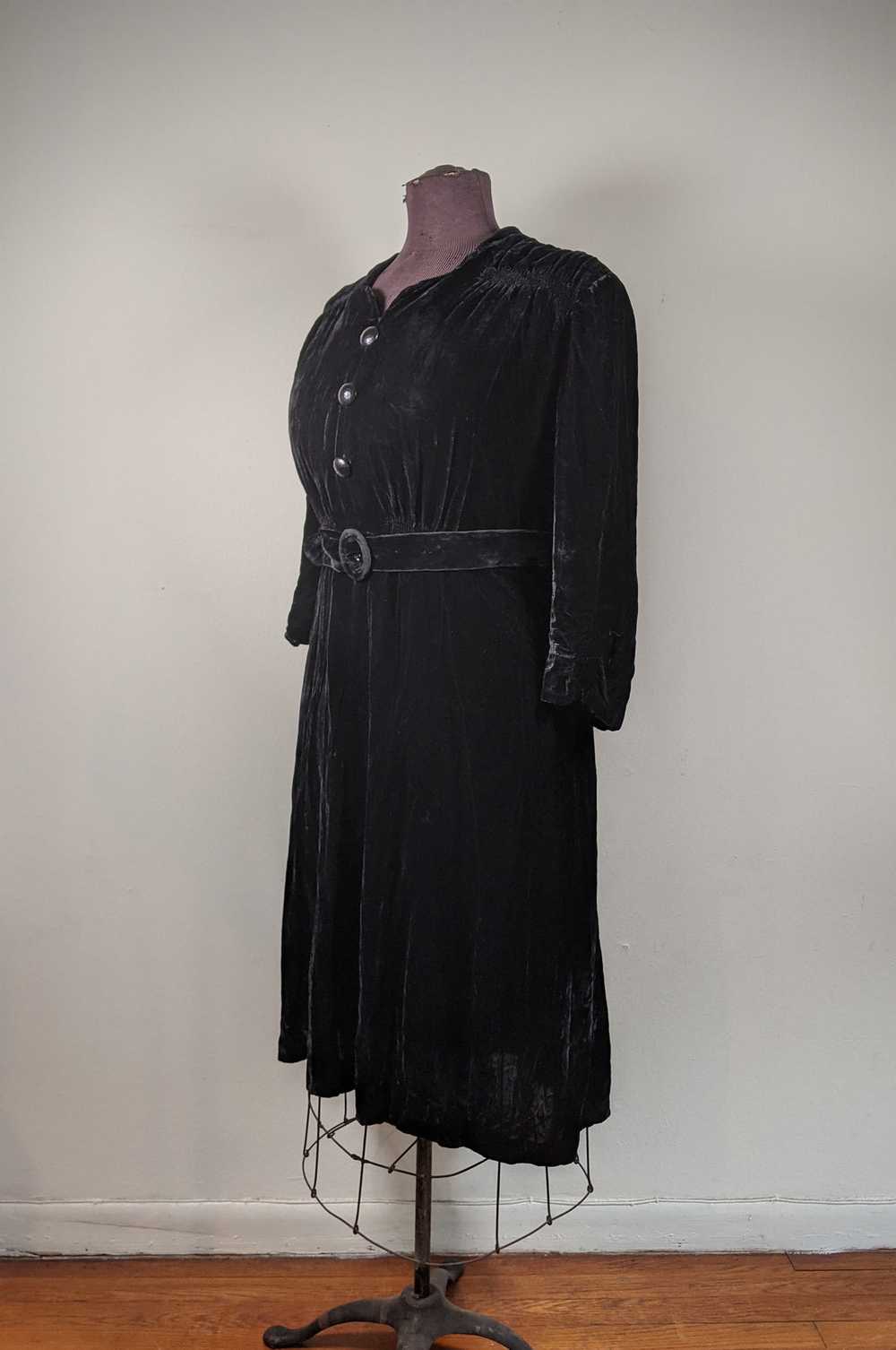 1930s-1940s Rayon Velvet Dress | XL - image 4