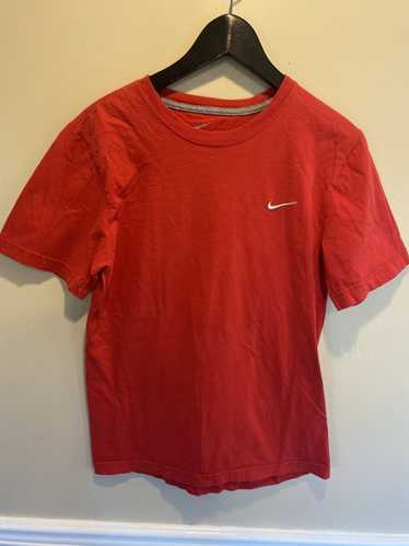 Nike Nike mini swoosh tee red logo