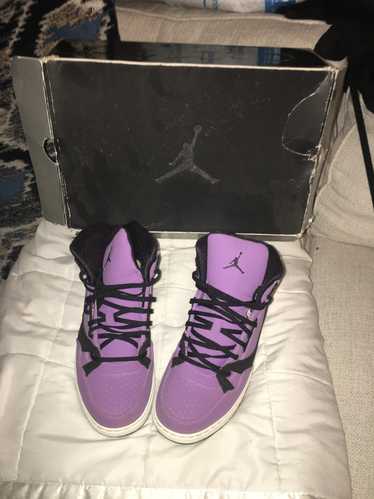 Jordan Brand Girls Purple Retro Jordan 1’s Sz 7Y