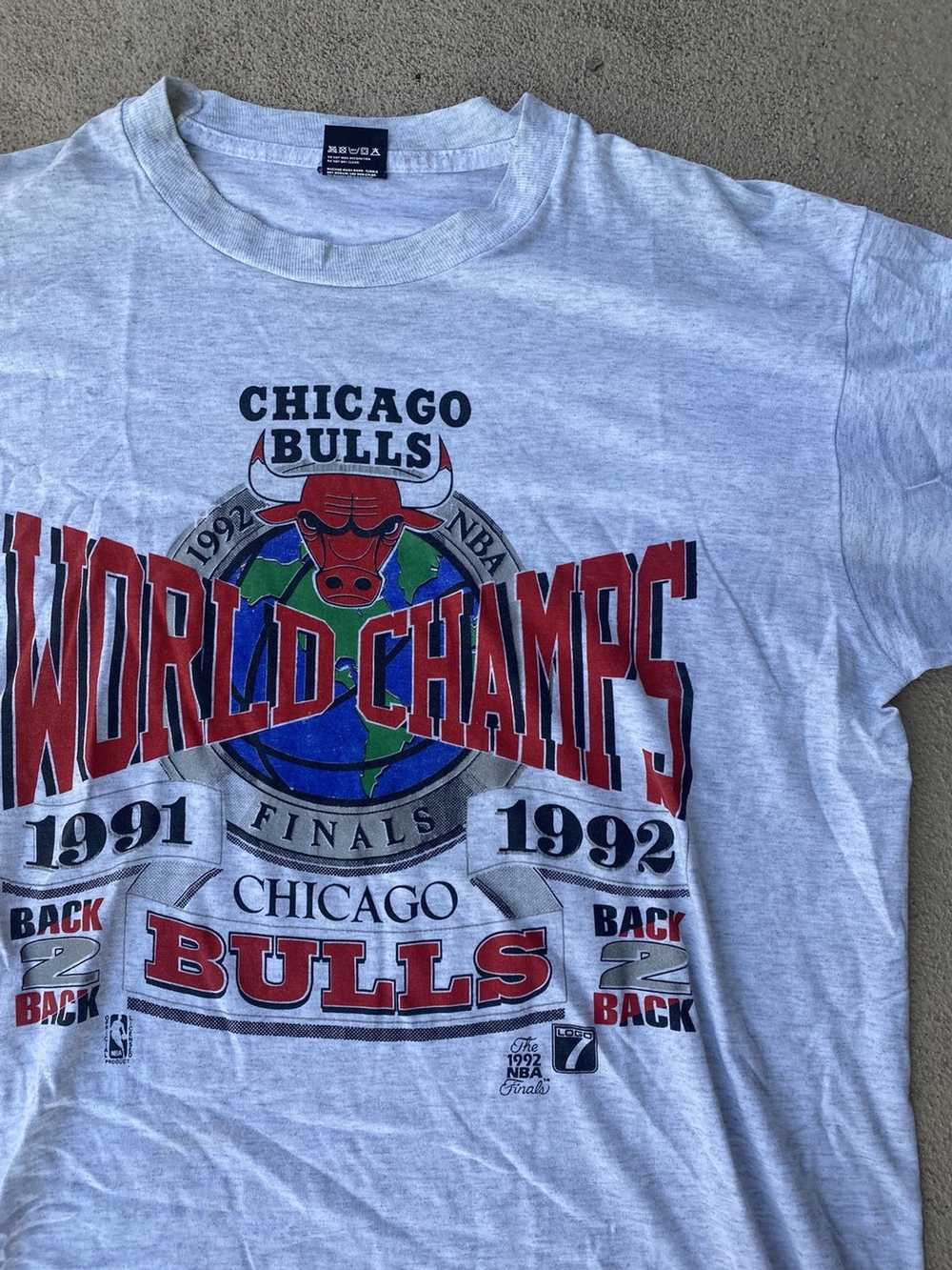 NBA × Vintage Vintage Chicago Bulls 1991-1992 Cha… - image 2